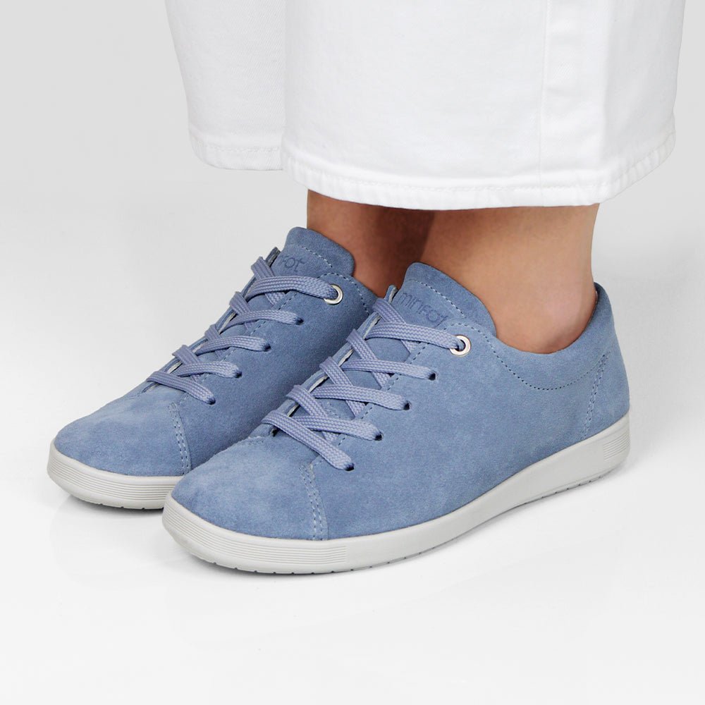 Minfot Aveny Sneaker Semsket skinn Lyseblå