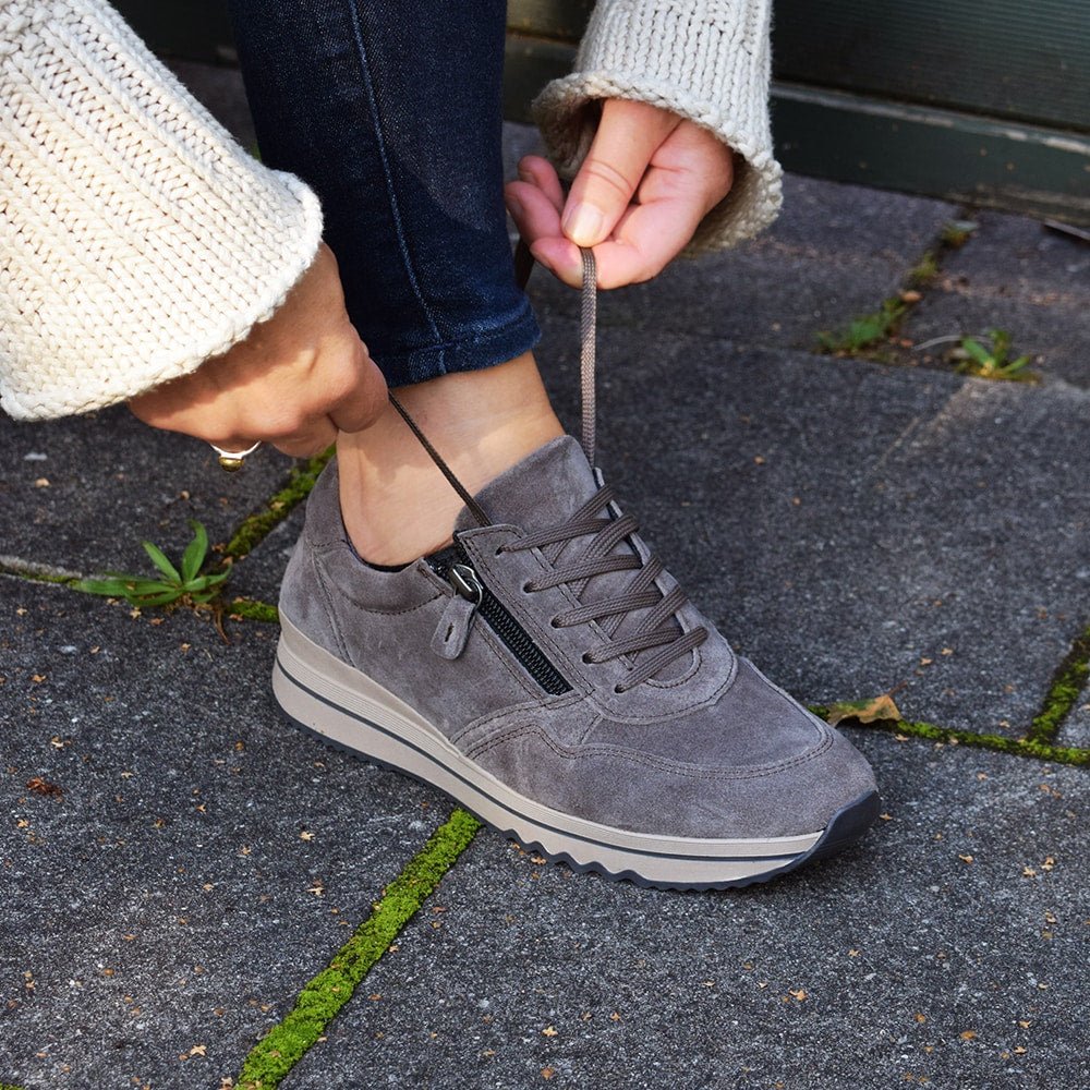 Minfot Cloe Sneaker Glidelås Semsket skinn Taupe