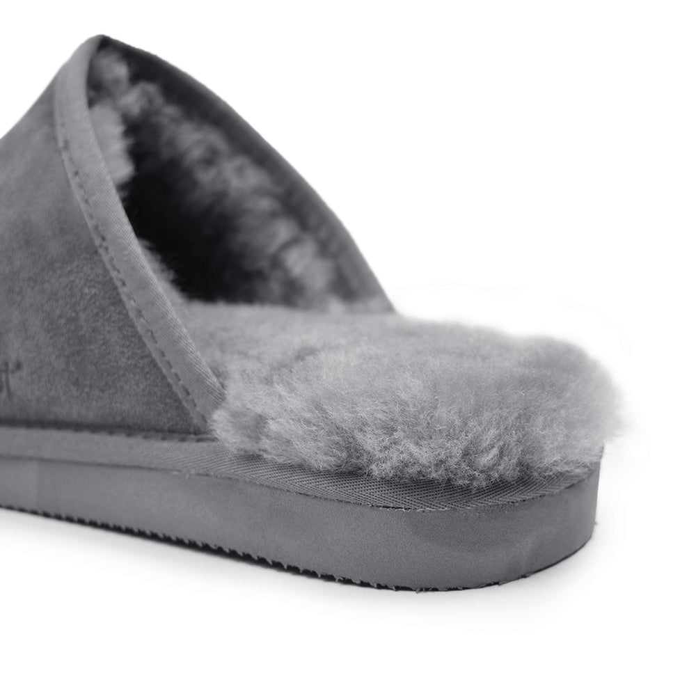 Minfot Saueskinntøfler Slip-on Orust med såle Grå