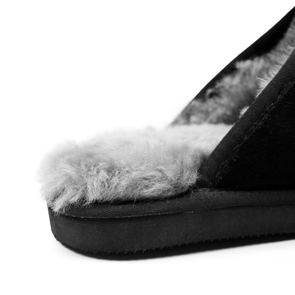 Minfot Saueskinnstøfler Slip-on Orust med sula Svart