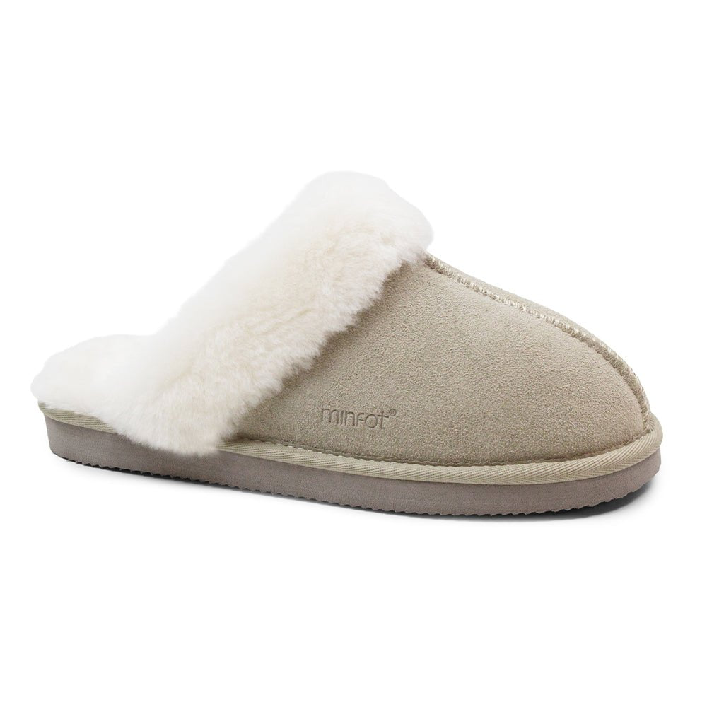 Minfot Saueskinnstøfler Slip-on Duved med såle Sand
