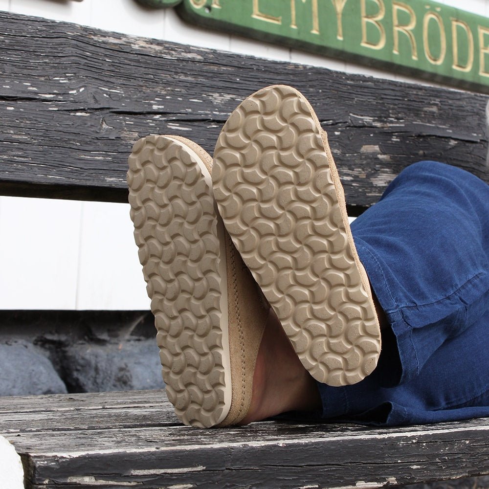 Minfot Luma Sandaler Borrelås Semsket skinn Brun