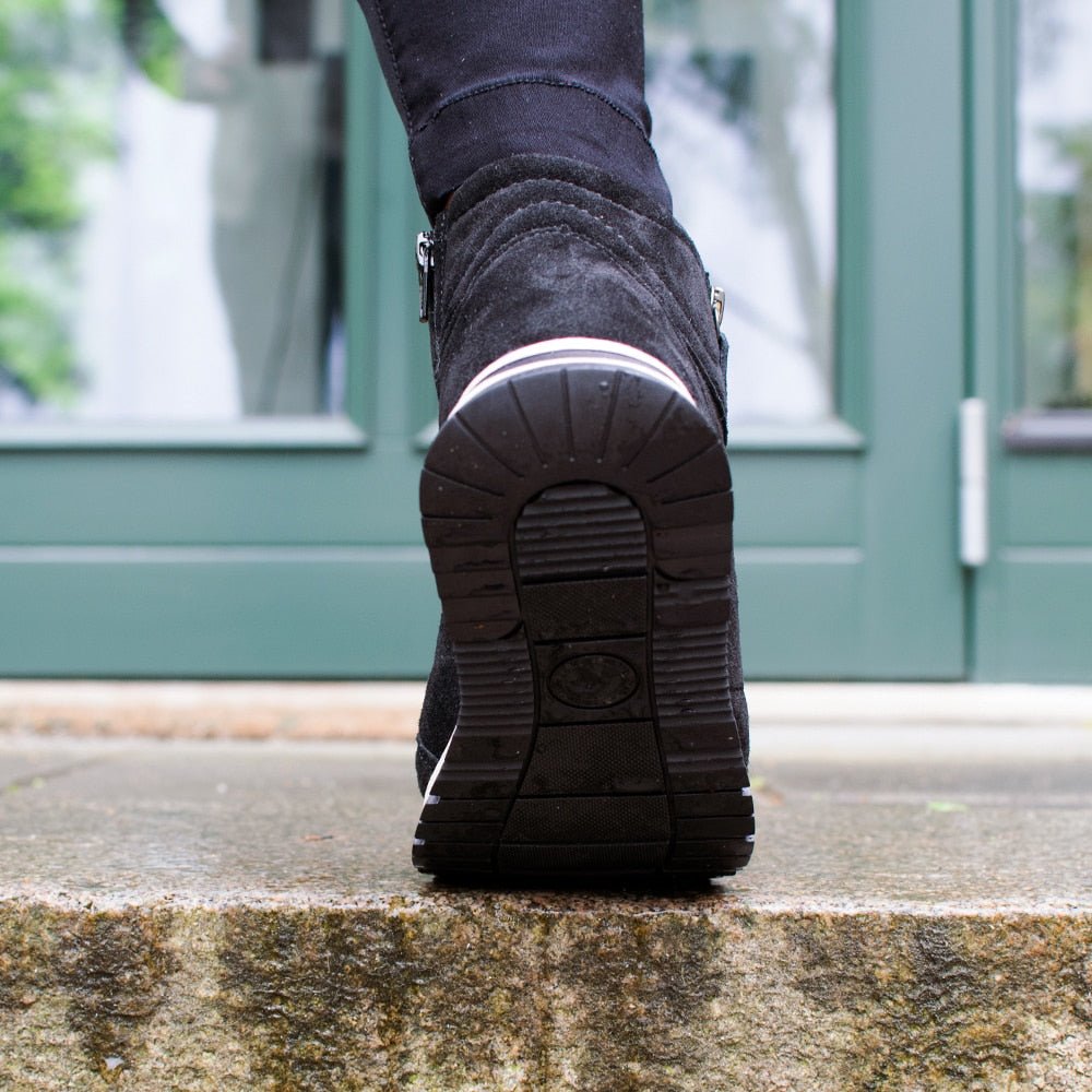 Minfot Luna Høy Sneaker Semsket skinn Svart