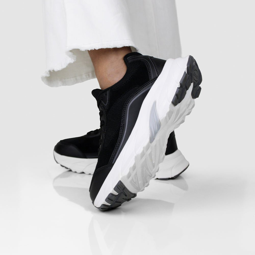 Minfot Joy Sneakers Dame Mesh Semsket skinn Svart Hvit