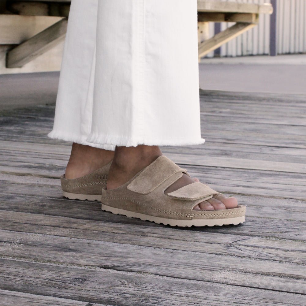 Minfot Luma Sandaler Borrelås Semsket skinn Sand