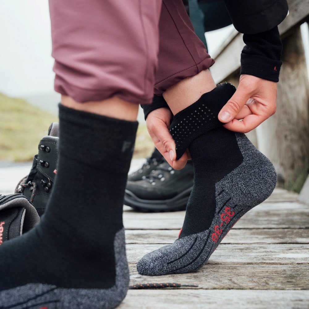 Falke TK2 Sensitive Trekking Vandrestrømper Dame Svart