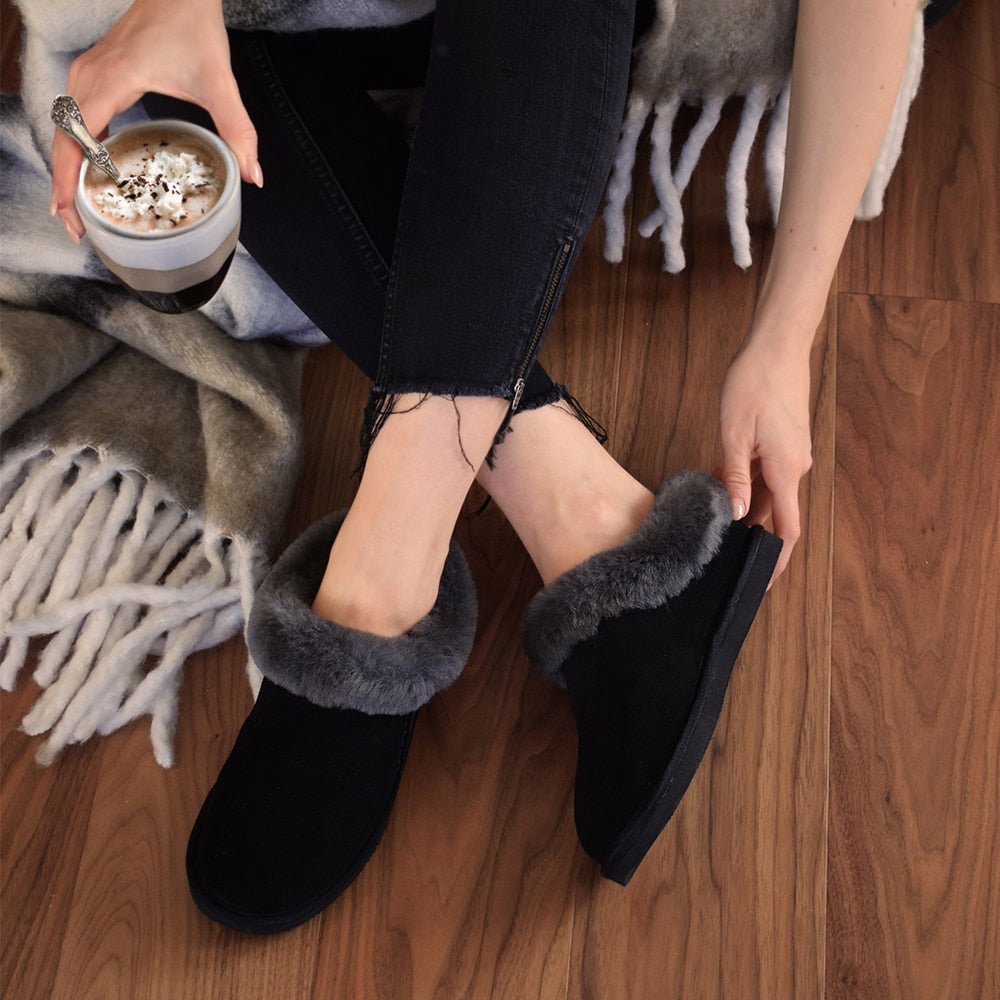 Minfot Saueskinnstøfler Bergen med såle Svart