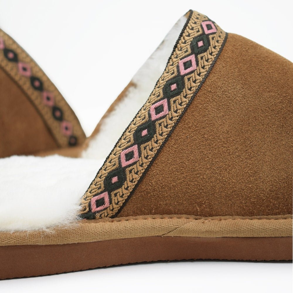 Minfot Saueskintøfler Slip-on Myre med såle Chestnut