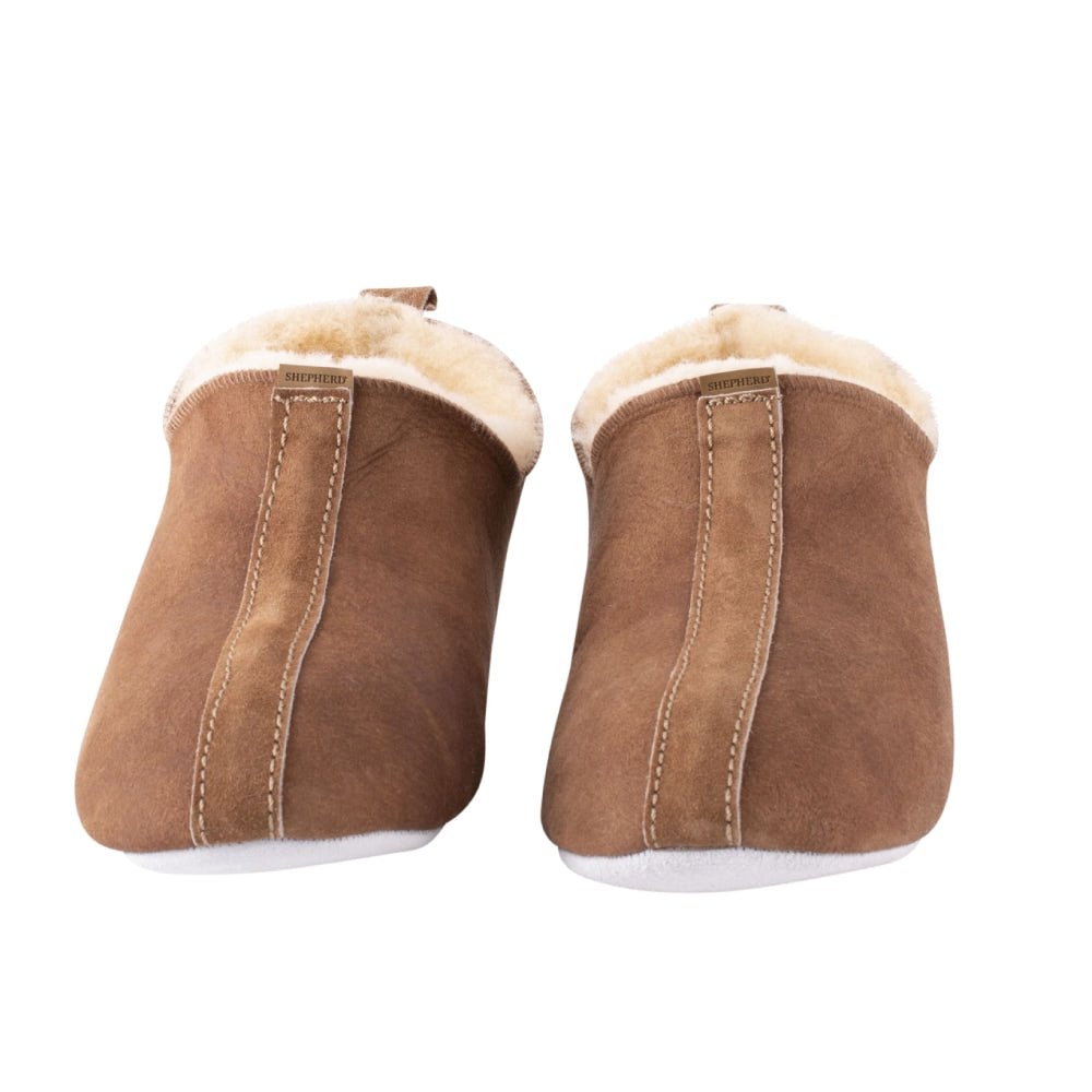 Produktbild 3 - Shepherd Lina Fårskinnstofflor Antique Cognac