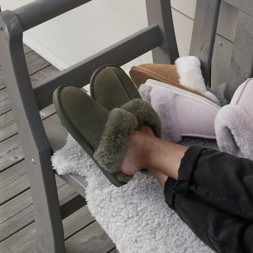 Produktbild 12 - Minfot saueskinnstøfler Slip-on Duved med såle Mørk Olivengrønn