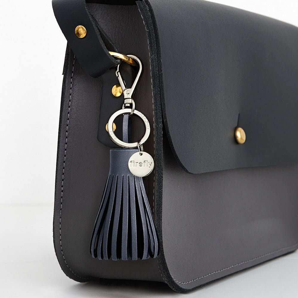 Produktbild 2 - Firefly Reflex Chubby Soft Tassel Reflector Dark Denim
