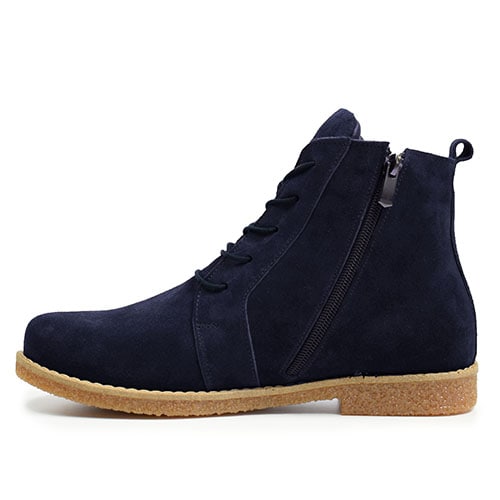 Charlotte of Sweden Semsket Boots Amur Dark Blue