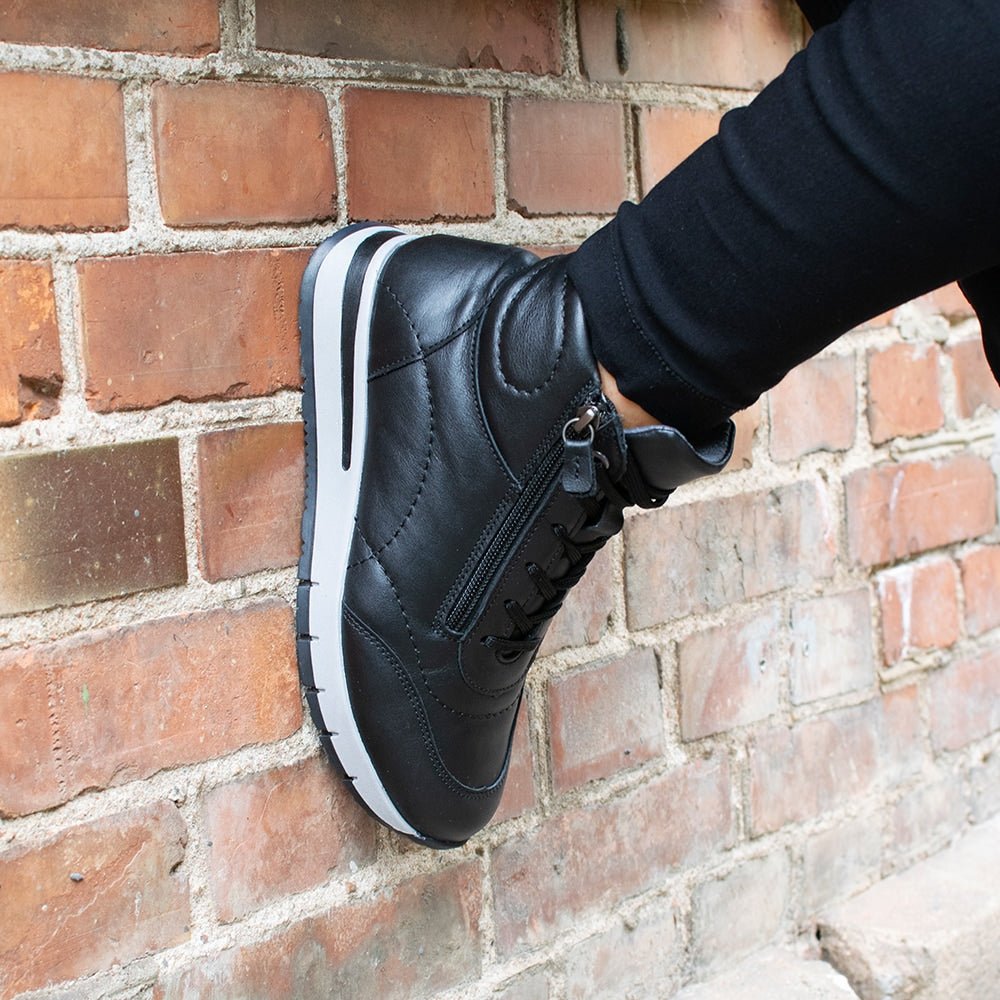Minfot Pim Høy Sneaker Dame Bred Skinn Svart