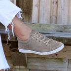 Minfot Aveny Sneaker Dame Semsket skinn Khaki