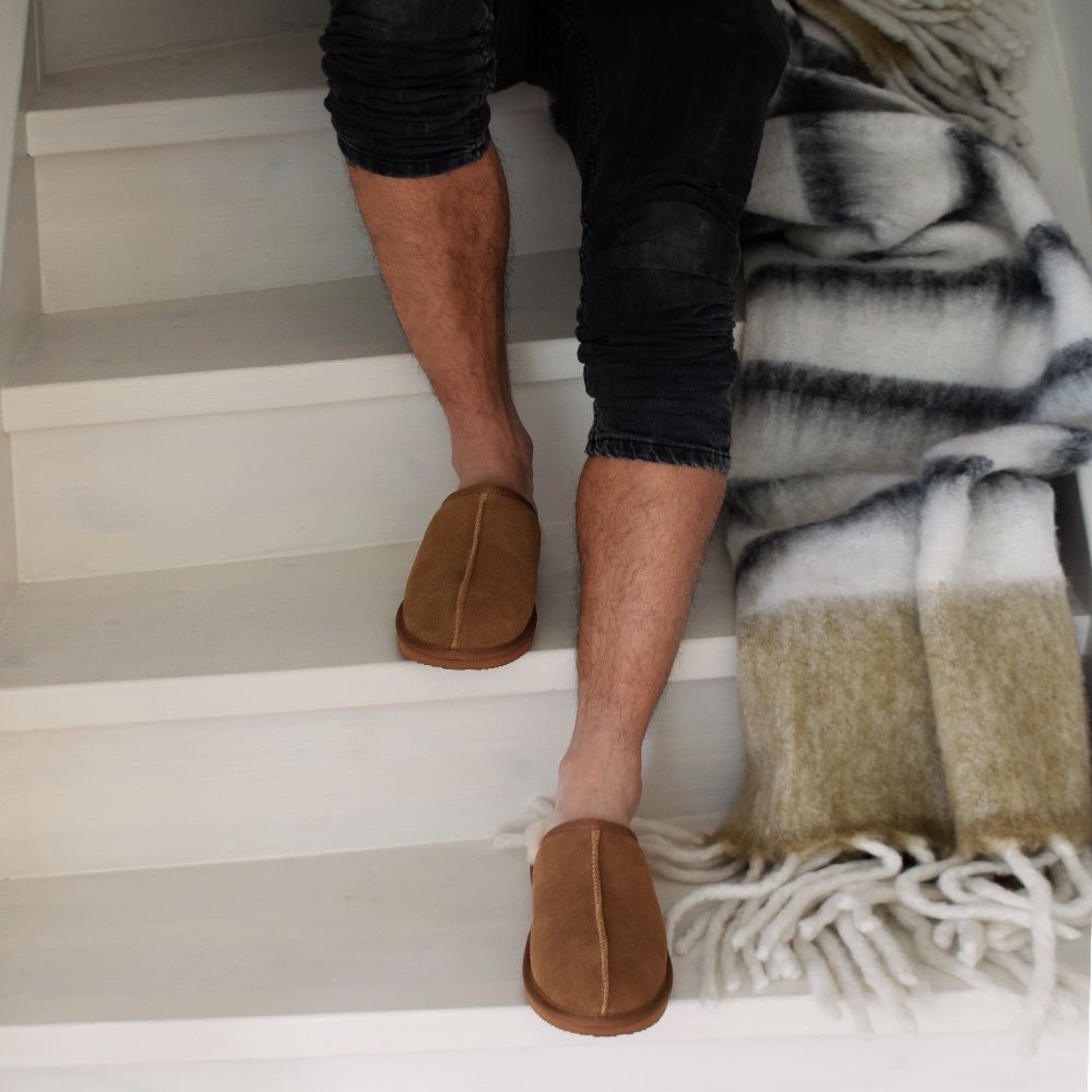Minfot Saueskinntøfler Slip-on Orust med såle Chestnut