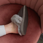 Minfot Saueskinntøfler Slip-on Duved med såle Stone