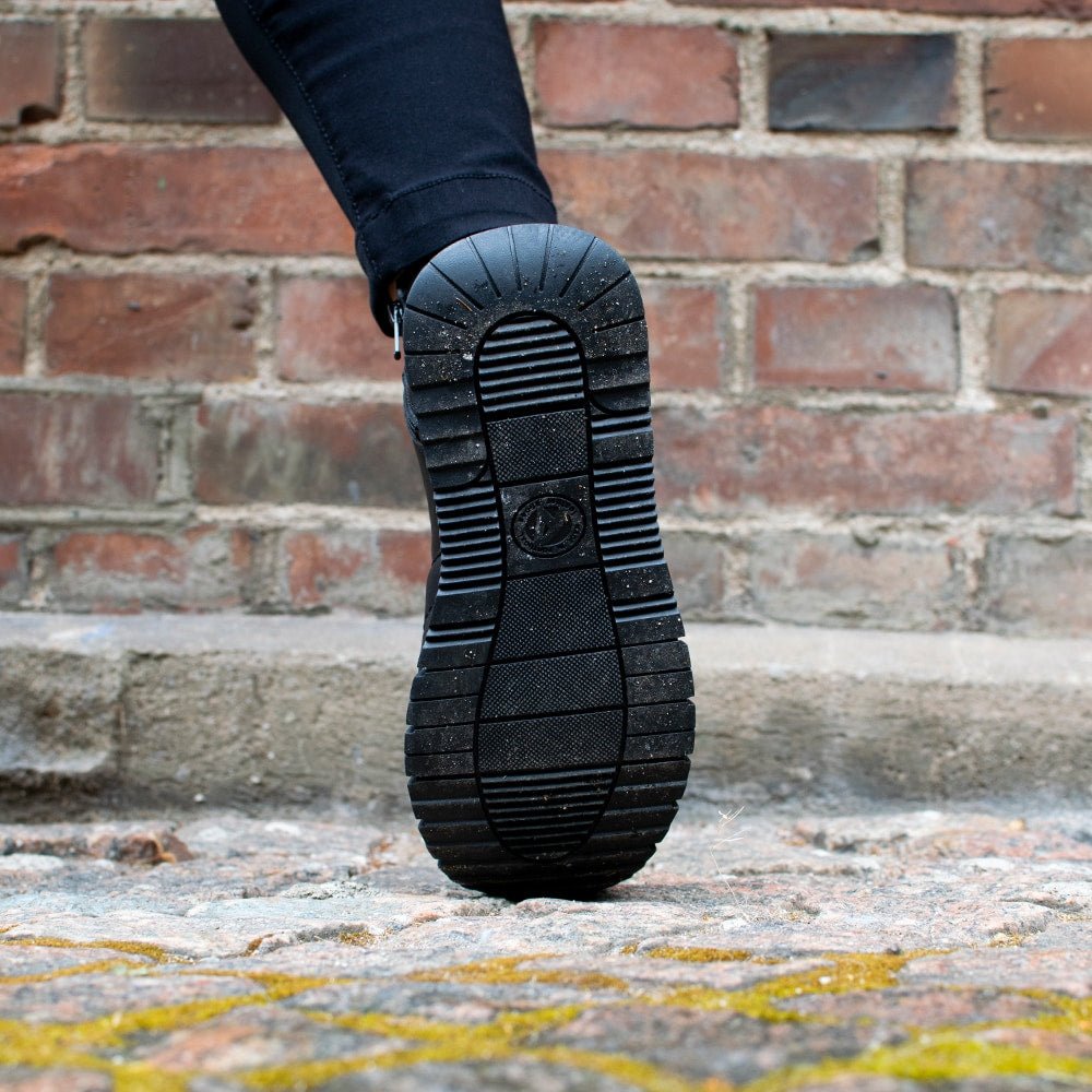 Minfot Pim Høy Sneaker Dame Bred Skinn Svart