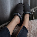 Minfot Saueskintøfler Slip-on Myre med såle Grå