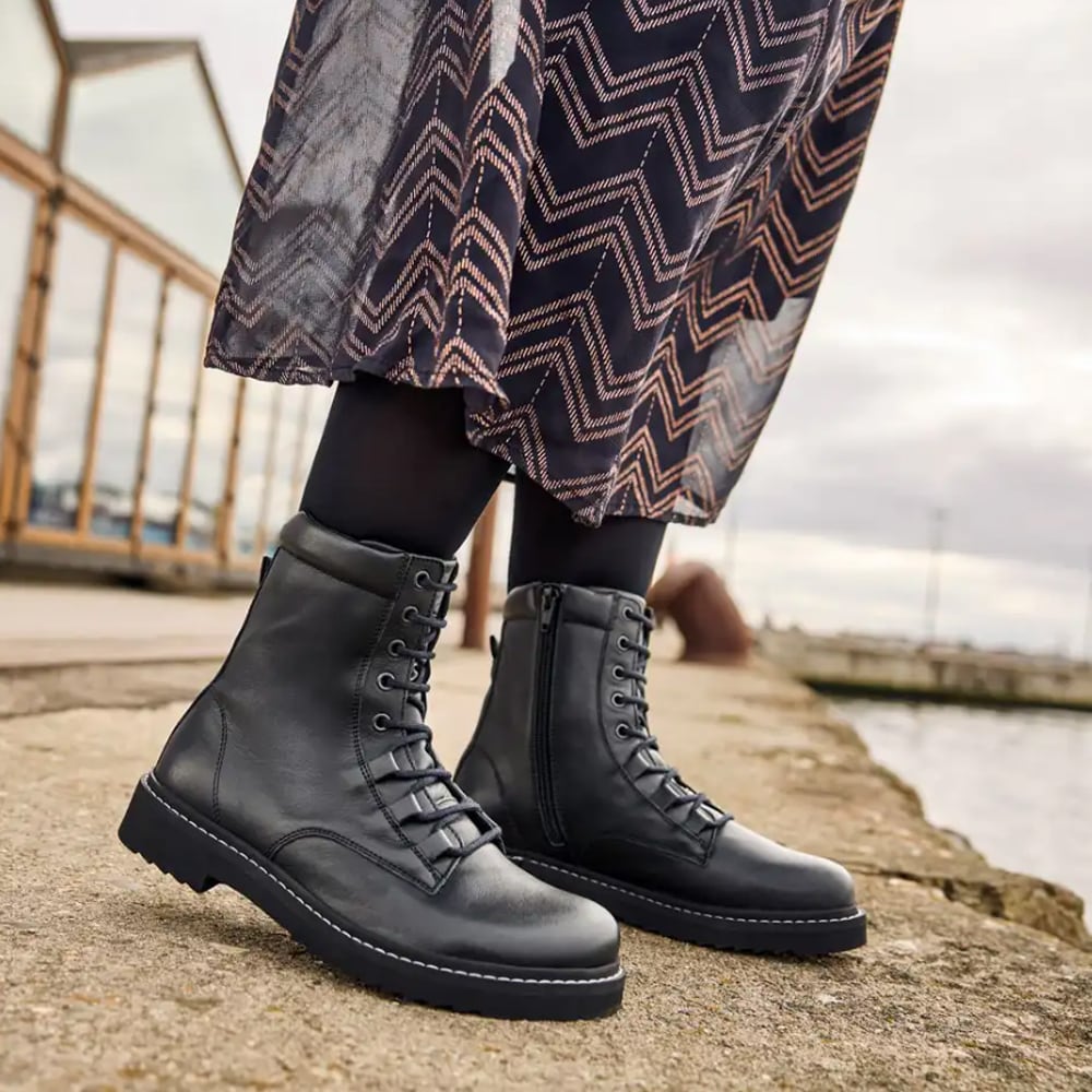 Produktbild 2 - New Feet Mary Boots Snörning Dragkedja Svart