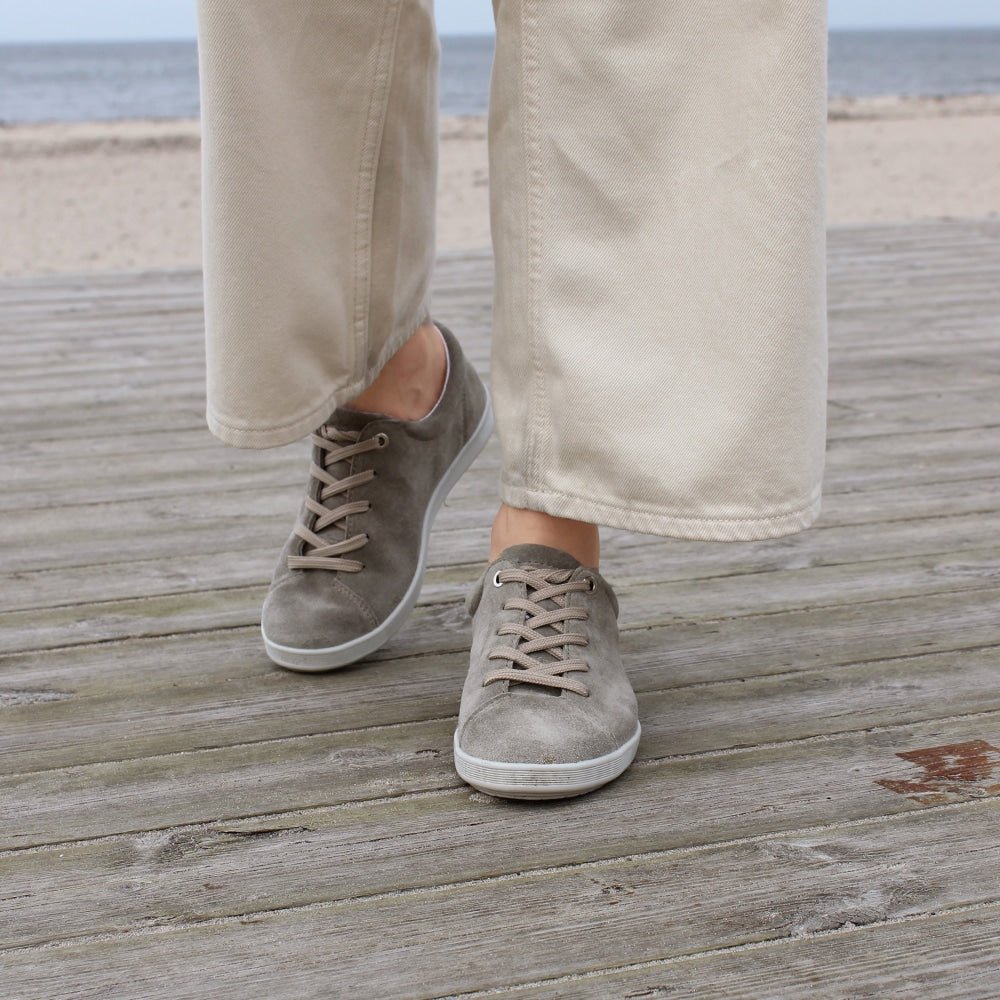 Minfot Aveny Sneaker Dame Semsket skinn Khaki