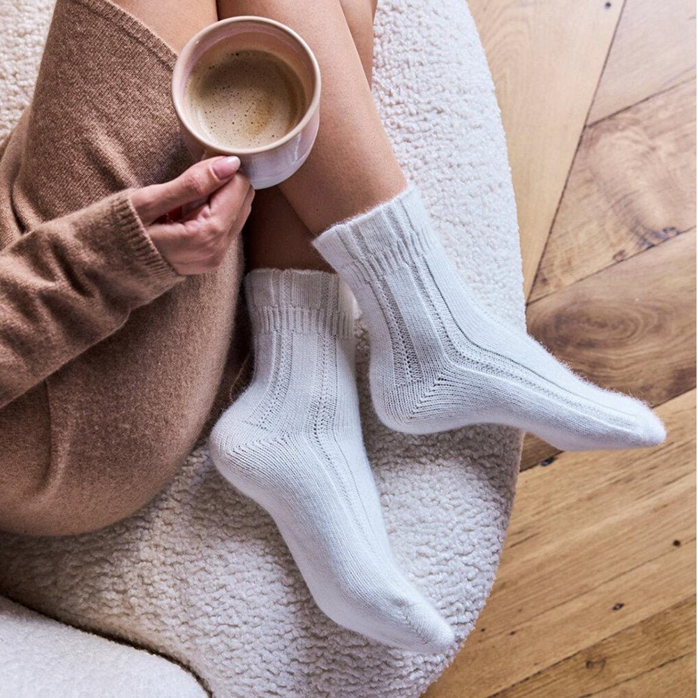 Falke Bedsock Strømper Dame Hvit 1-pk