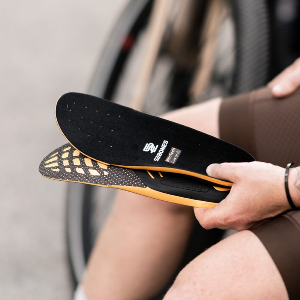 52BONES Slimtech Low Sport Lav fotbue