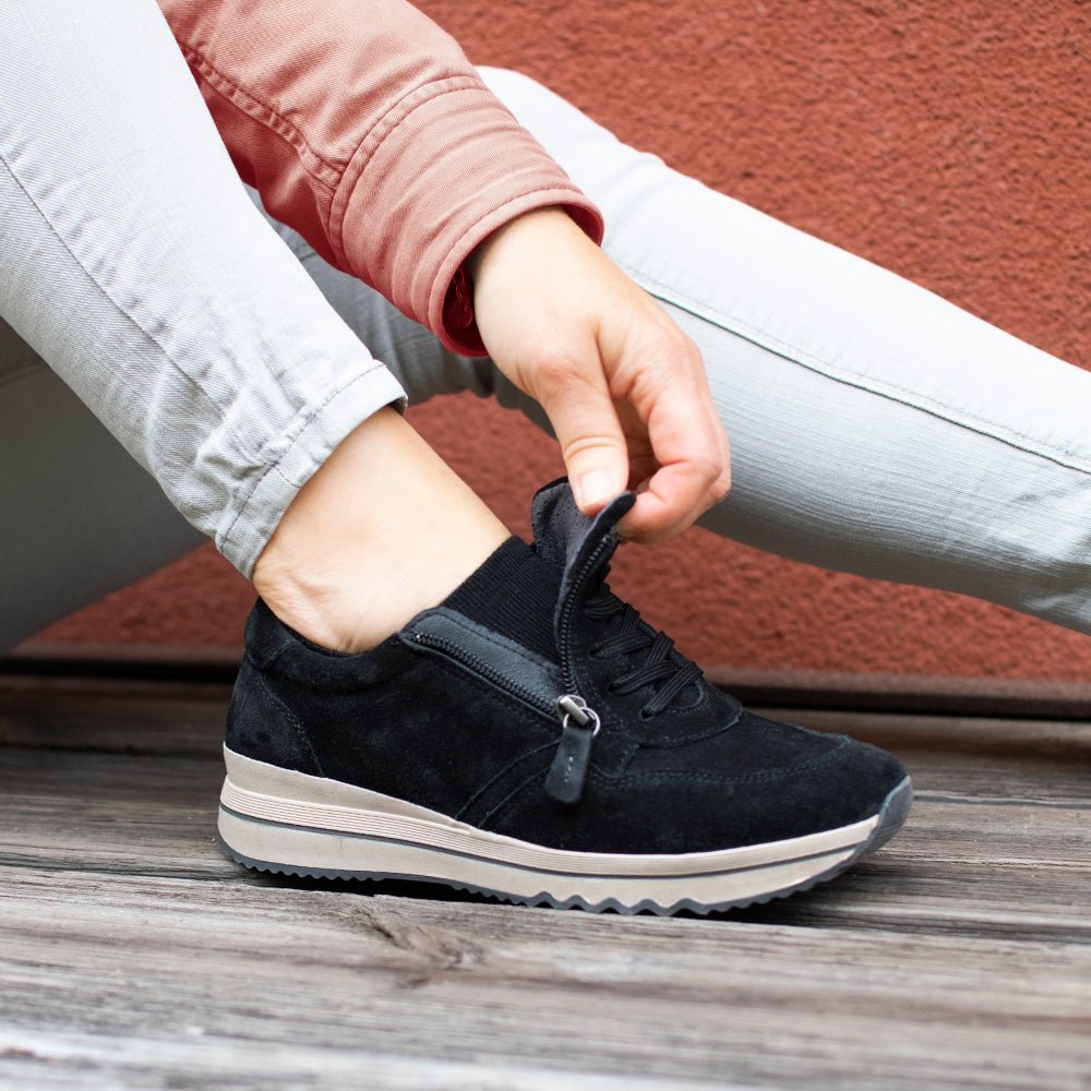 Minfot Cloe Sneaker Dame Glidelås Semsket skinn Svart