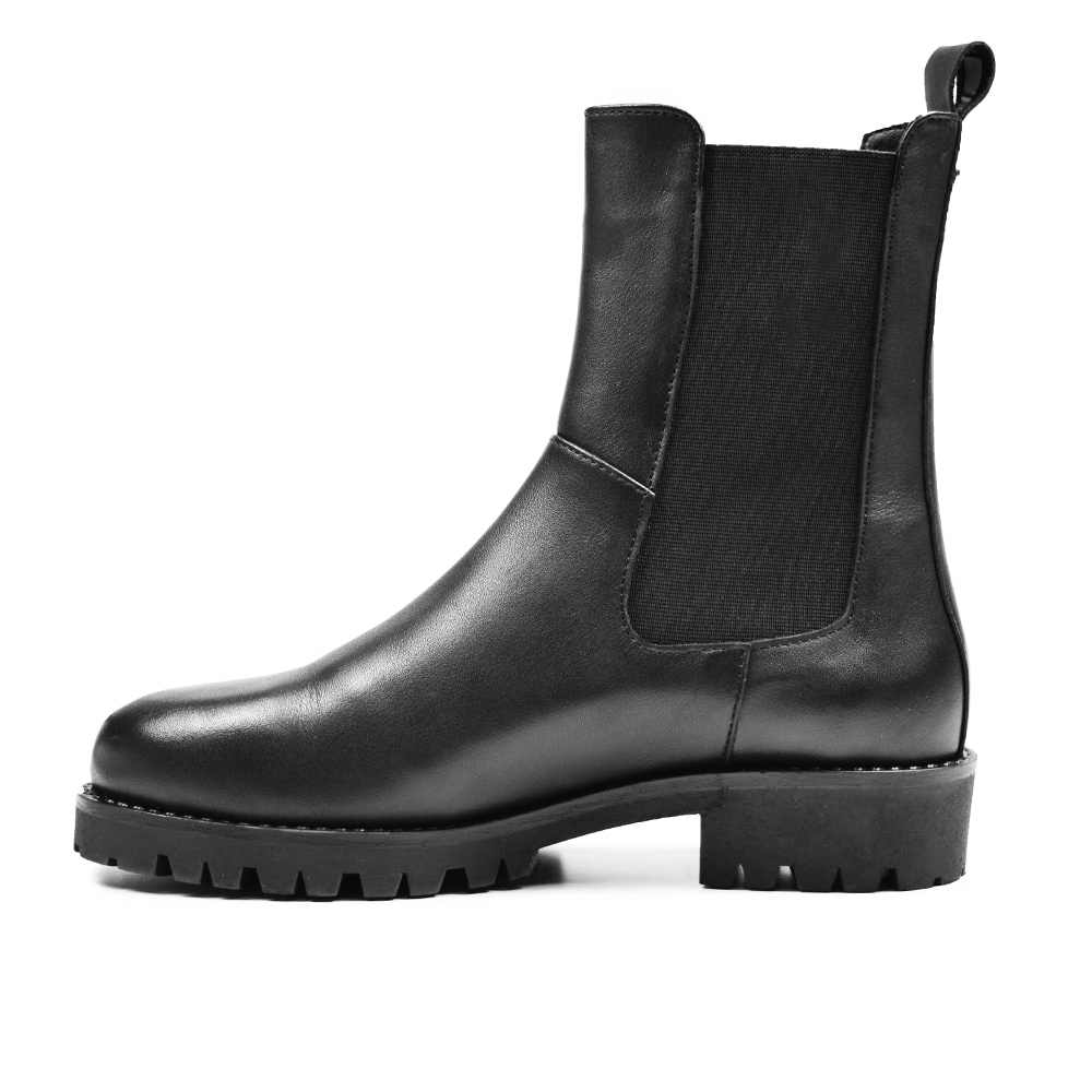 läder-chelsea-boots-dam-minfot.jpg